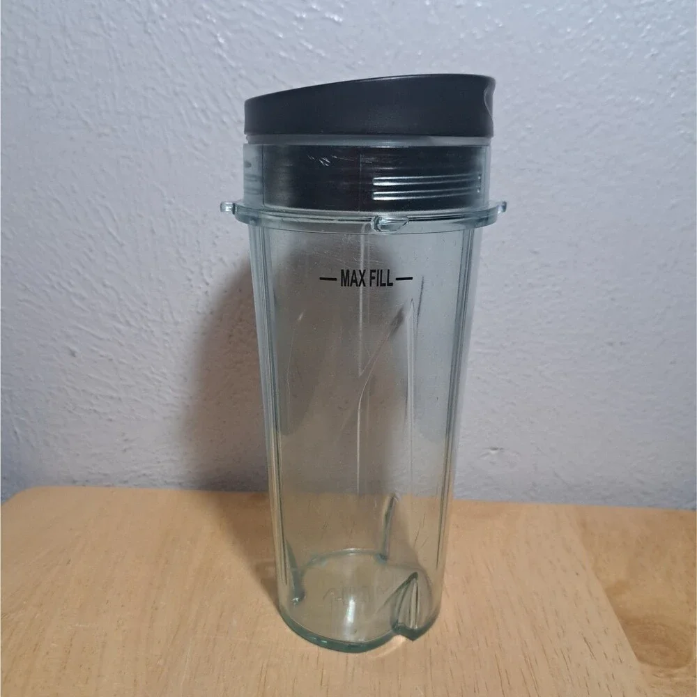 2 16 oz Ninja Single Serve Blender Cups with Blender Lid Blade